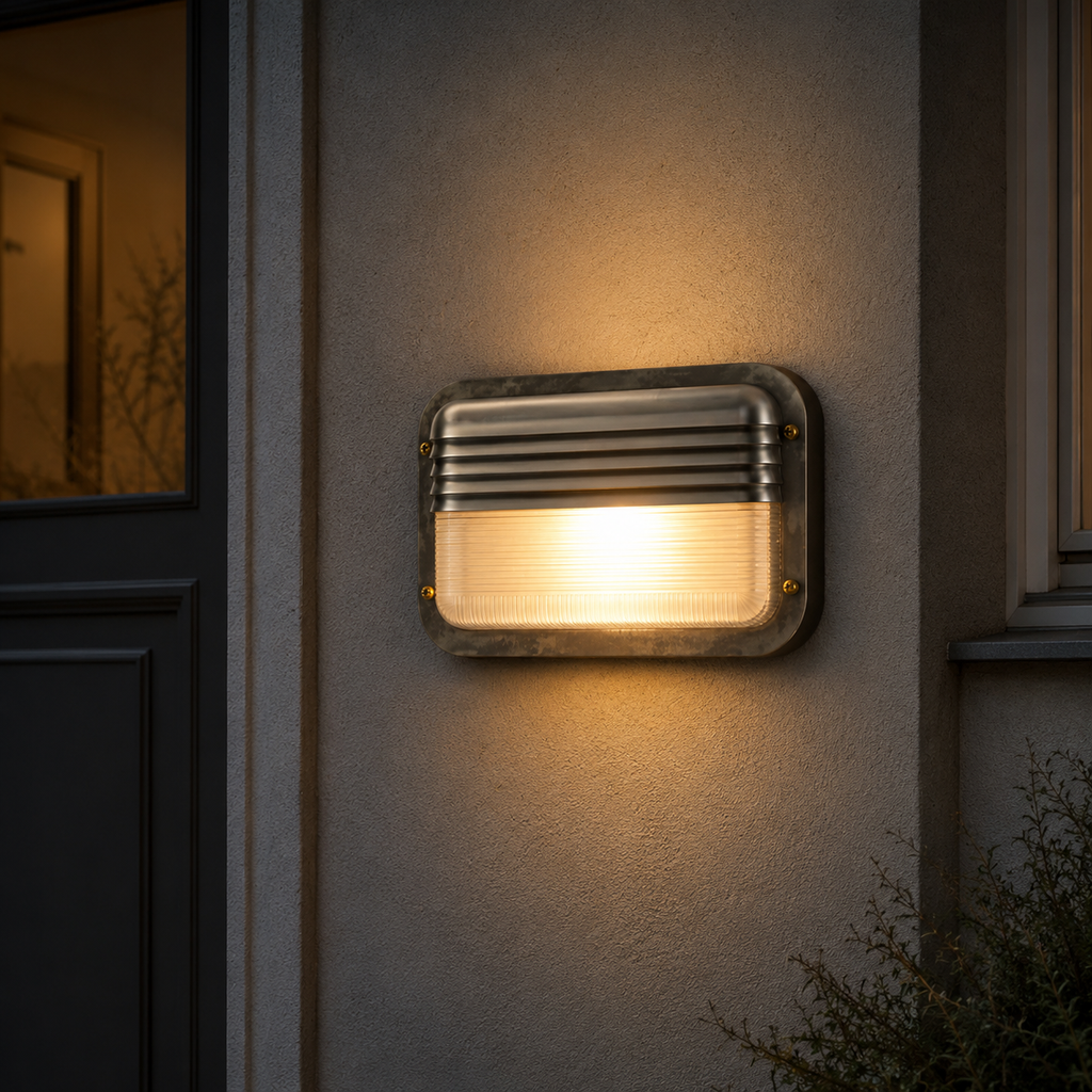 Applique Murale Extérieure Aluma – Luminaire Rétro Étanche pour Jardin, Porche et Façade